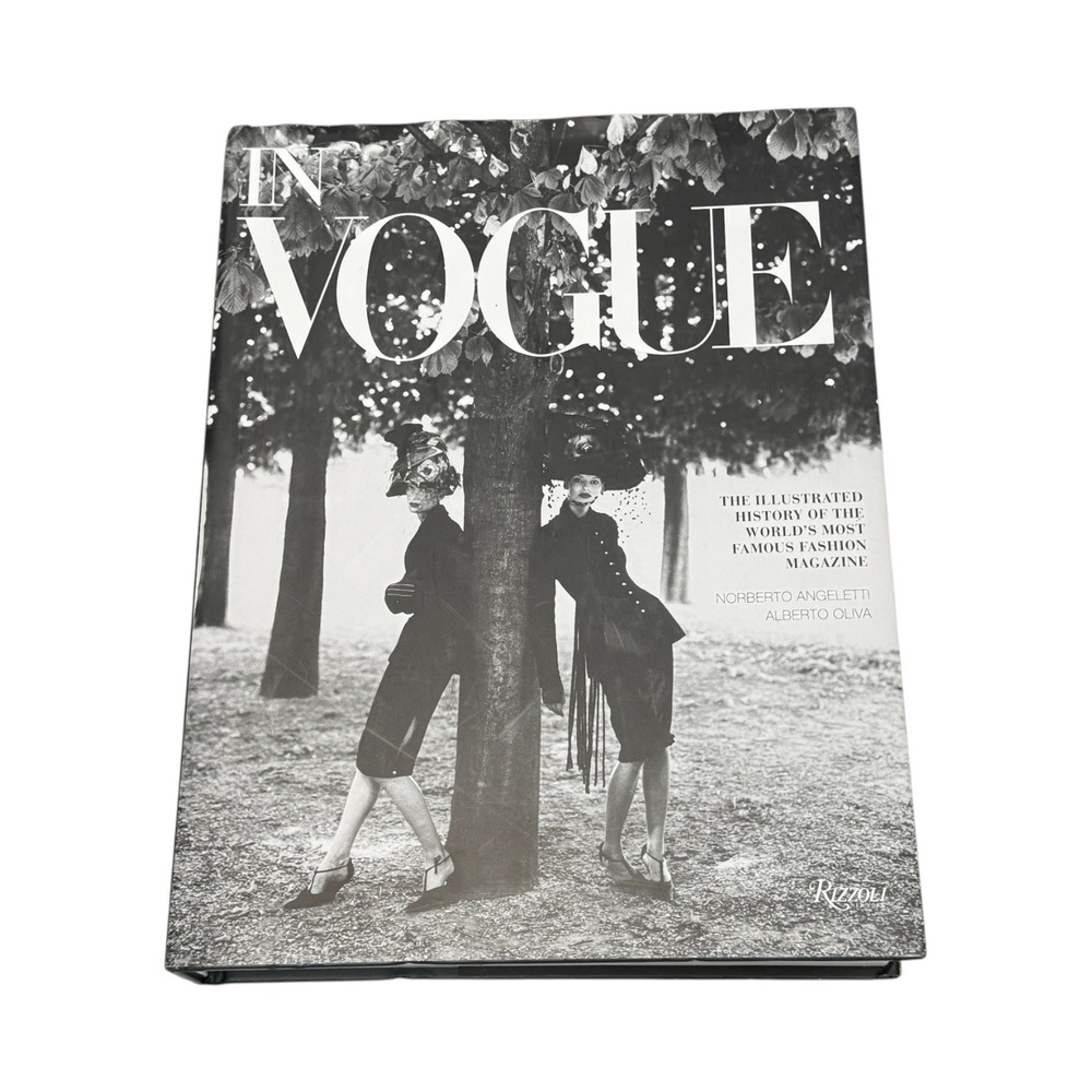 In Vogue Rizzoli HC DJ Book Illustrated Fashion History 2015 Revised Edition